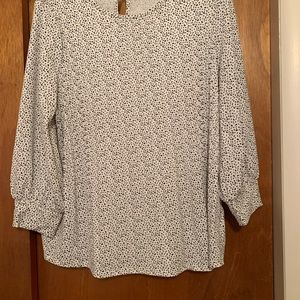 New worn once, Adrianna Papell Blouse size M